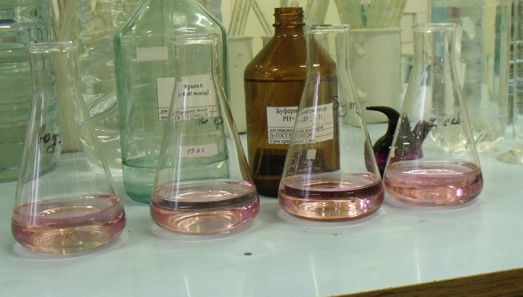 Ferric ammonium alum indicator titration method